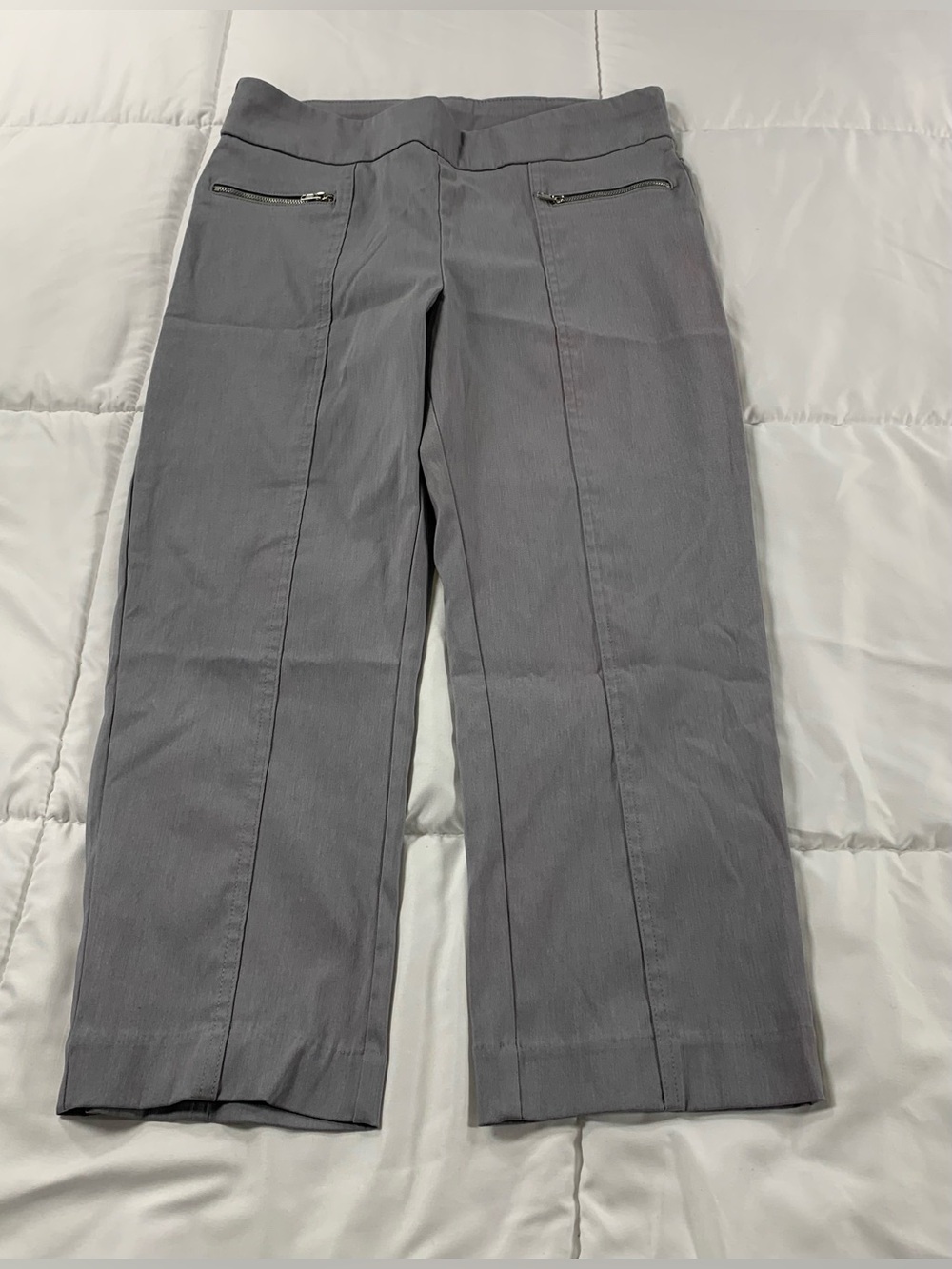Like new Suzy Shier pants size 13/14